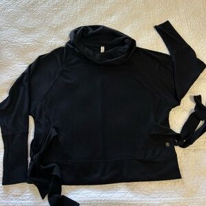 Ideology Black Cowlneck Long Sleeve Cotton Top. Size Medium.